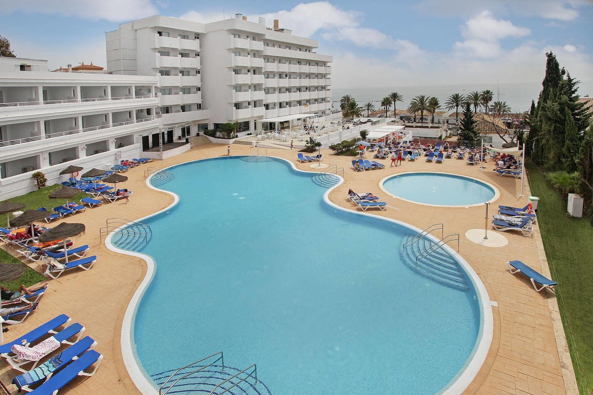 Hotel Palia La Roca Беналмадена Екстериор снимка