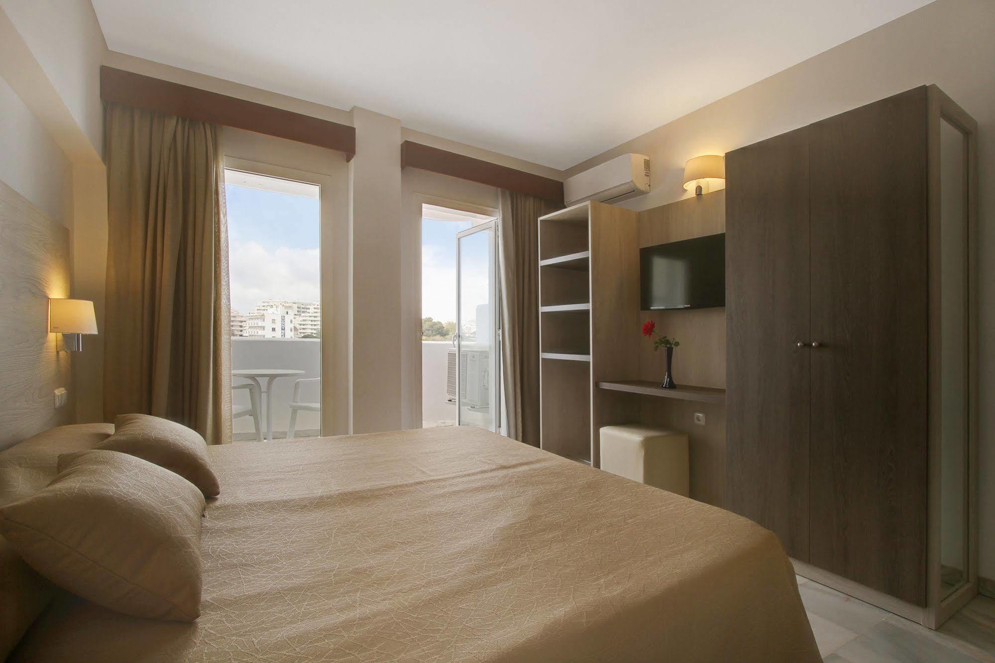 Hotel Palia La Roca Беналмадена Екстериор снимка